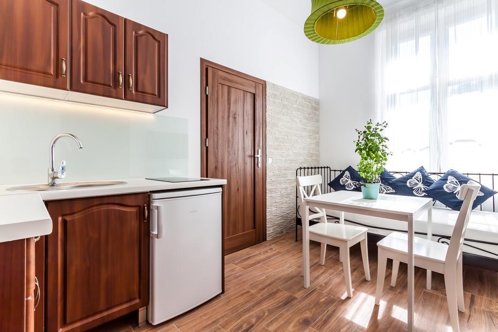 Lupolo Apartments Skwerowa Krakow Luaran gambar
